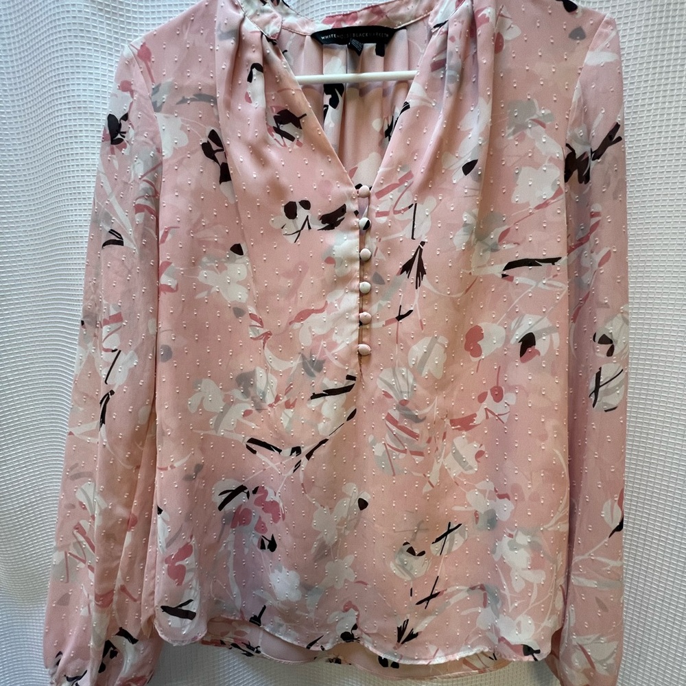 White House Black Market blouse in size 0